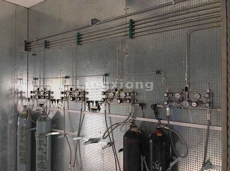 Laboratory Gas Line